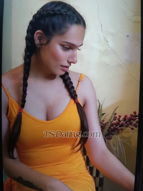 feedphoto-Dilnooor-2340338  Dilnooor feed photo