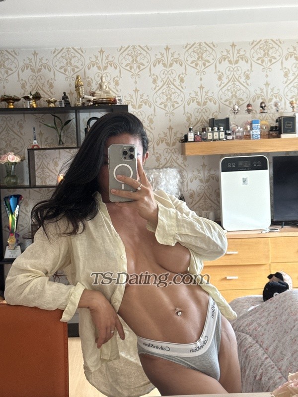 feedphoto-Pailin-2876726  Pailin feed photo