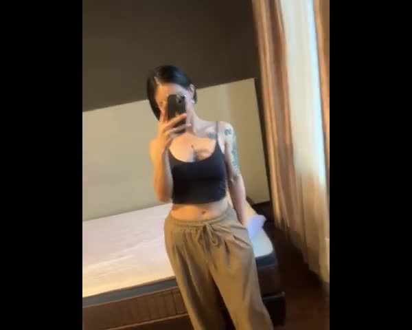 feedvid-chenn1993-9767031  chenn1993 feed video