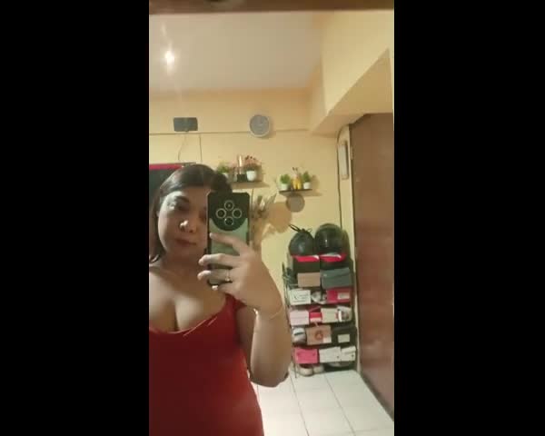 feedvid-urQueenkarina-6284111  urQueenkarina feed video