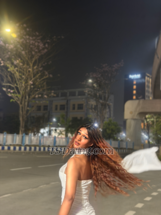 trans girl AAROHIROY 4615848