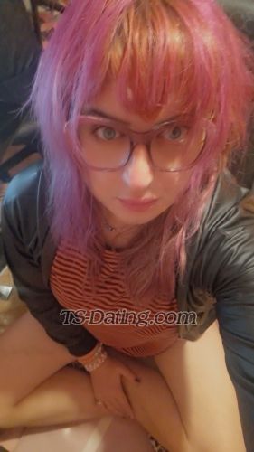 trans girl ALEXIAAVARA 2390704 trans girl ALEXIAAVARA 2390704