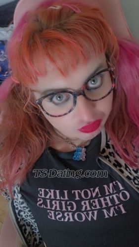 trans girl ALEXIAAVARA 9402744 trans girl ALEXIAAVARA 9402744