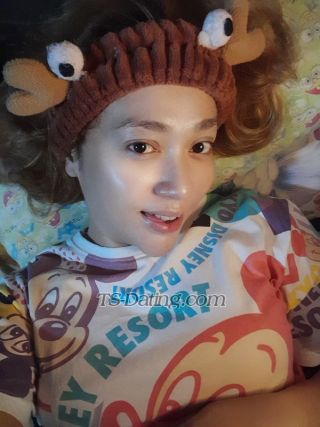 trans girl APPLE 3226632 trans girl APPLE 3226632