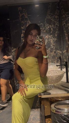 trans girl Adiira 1568052