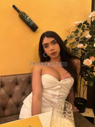 trans girl Alessia11 0130241