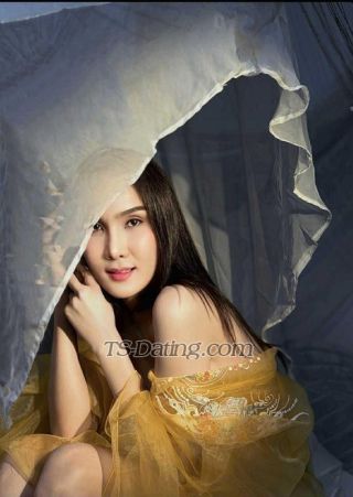 trans girl Alicss 0701186