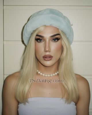 trans girl Alinaatasoy 2620425