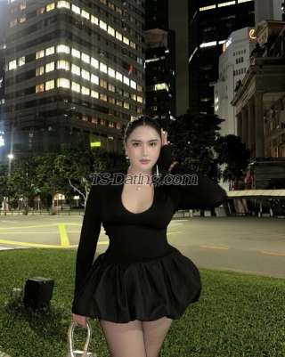 trans girl Almira 2706190 trans girl Almira 2706190