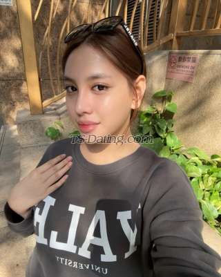 trans girl Alwina29 8560352