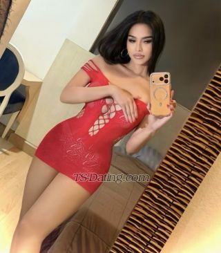 trans girl AmandaGrey 5489415 trans girl AmandaGrey 5489415