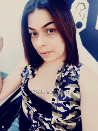trans girl Amaranz 8141433