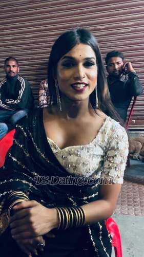 trans girl Amritats 0644558 trans girl Amritats 0644558