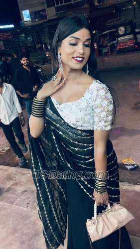 trans girl Amritats 0644594 trans girl Amritats 0644594