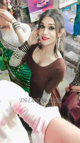 trans girl Amritats 0644675 trans girl Amritats 0644675