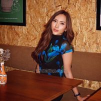 Anaaa Jakarta Transex Nome: Yoana Localização: centro de Jacarta ❤️ Identidade: Mulher trans asiática (totalmente aceitável 💋) Altura: 175 cm Tipo de corpo: Magro, pele lisa, voz suave Disponibilidade: Encontros discretos, encontros elegantes, viagens OK ⸻ Sobre mim: Olá, sou Yoana (pode me chamar de Anna), uma mulher trans feminina e elegante, com um coração caloroso e uma mente brincalhona. Se você procura mais do que apenas uma noite — se busca química de verdade, conexão e momentos de qualidade — eu sou a pessoa certa. Posso ser doce, selvagem ou dominante — dependendo do que excita sua alma. Seja para um encontro elegante para um jantar requintado ou uma escapada íntima, sei como mantê-lo satisfeito — mental e fisicamente. 💄 Aparência aceitável, pele sedosa 💋 Discreto, sem drama, limpo e respeitoso 🖤 Pode ser Superior / Inferior / Vers 🔗 Mente aberta (fetiche leve OK, com consentimento) ⸻ Procurando por: Cavalheiros gentis, maduros e generosos que apreciam a beleza com inteligência. Prefiro uma conexão profunda a encontros rápidos. Se você é um cavalheiro que valoriza privacidade, sensualidade e autenticidade, envie-me uma mensagem. ⸻ Contato e Pagamento: 📱WhatsApp/Telegrama: +6288272147261 💸 Pagamento via: Transferência bancária, Wise, PayPal 📵 Somente mensagens de texto, sem chamadas