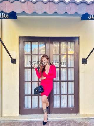 trans girl AngelaMiles 2678887