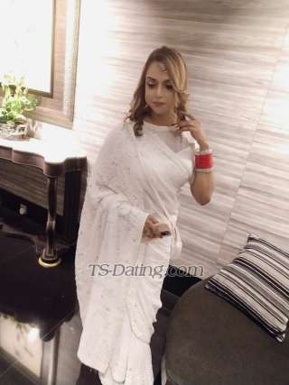 trans girl Anisharoy01 2030926 trans girl Anisharoy01 2030926