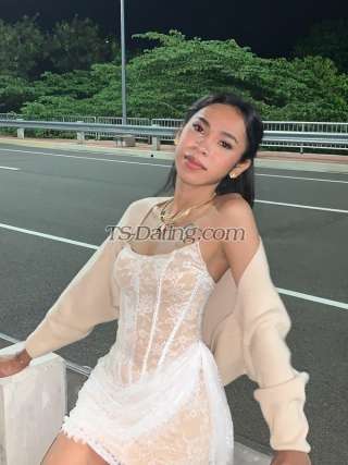 trans girl AnnaLoula 3462865 trans girl AnnaLoula 3462865