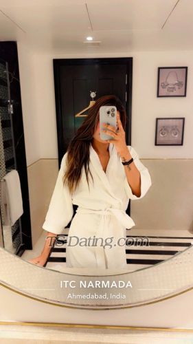 trans girl Anuuchauhan 3316684 trans girl Anuuchauhan 3316684