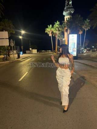 trans girl AraARG 2749385