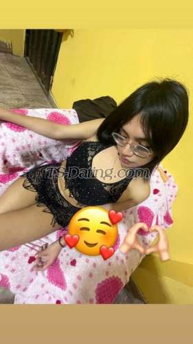 trans girl AriFlores 4329963 trans girl AriFlores 4329963