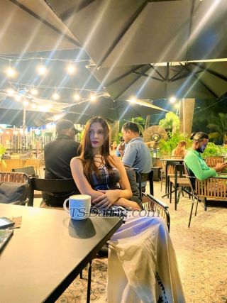 trans girl Arorascott 9499726