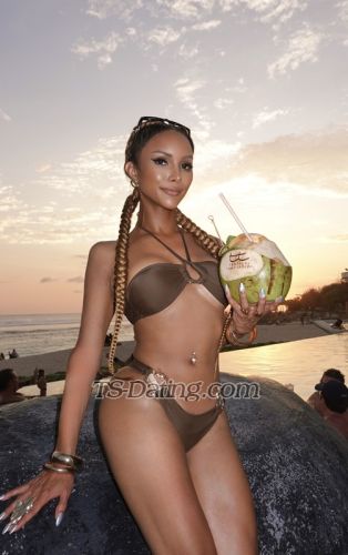 trans girl Arriana 1122163 trans girl Arriana 1122163