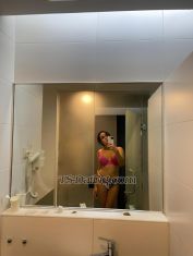 Aryanaa Georgetown Transex `Uma mistura de ousadia urbana e liberdade criativa. Você parece gostar de momentos cinematográficos, aqueles em que os pequenos detalhes importam — a iluminação, o clima, os ângulos — o que mostra que você pensa visualmente e gosta que as coisas pareçam tão poderosas quanto parecem.``