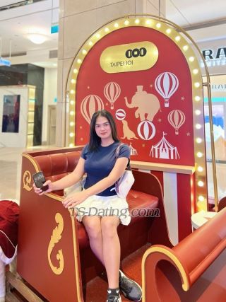 trans girl AshleyVill 4518646