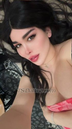 trans girl Assal 1275290