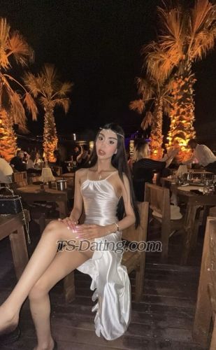 trans girl Atrina 1455957 trans girl Atrina 1455957