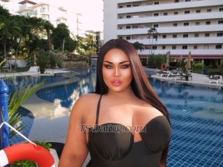 trans girl August254300 4492581