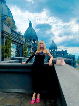 trans girl Aura99 8390163