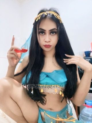 trans girl AuraTopBigBot 1146907 trans girl AuraTopBigBot 1146907