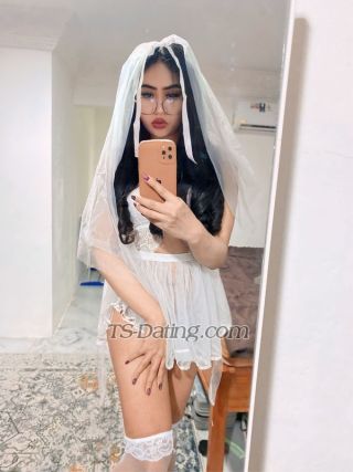 trans girl AuraTopBigBot 1147064 trans girl AuraTopBigBot 1147064