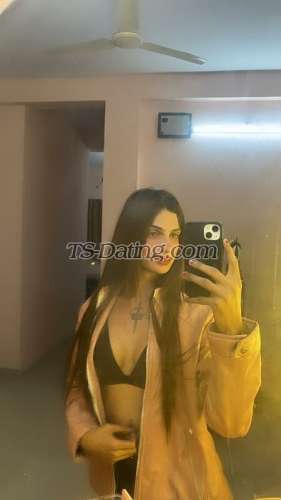 trans girl AyushiRoy 6182286 trans girl AyushiRoy 6182286