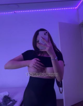 trans girl Azreenreen 2101979 trans girl Azreenreen 2101979