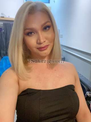 trans girl aWhora 3289758 trans girl aWhora 3289758