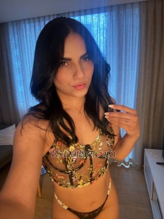 trans girl arirevw 5639758