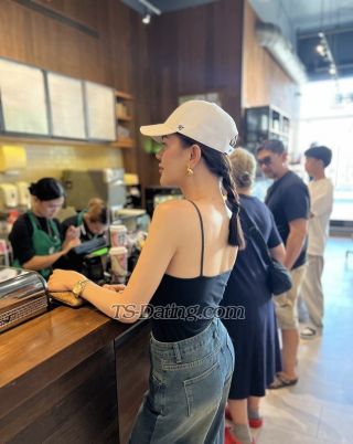 trans girl ayessa 2709299