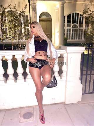 trans girl BELLAANGEL 2556337