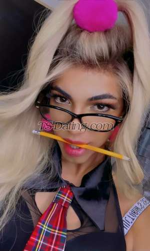 trans girl BELLAANGEL 6793075