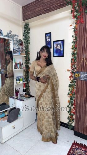 trans girl BabeMona 1566338