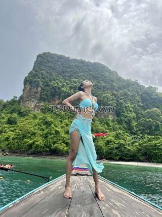 trans girl Balloon1994 6590728 trans girl Balloon1994 6590728