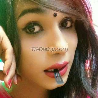 trans girl BeachBionic 0228634 trans girl BeachBionic 0228634