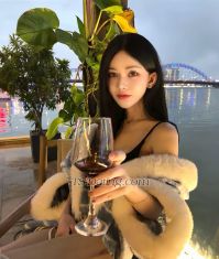 Binkky Hanoi Transex Freut mich, Sie kennenzulernen! Hallo, ich bin Binkyy, 25 Jahre alt, 165 cm, 52 kg. Ich bin die junge Dame Ihres Lebens. Warum probieren Sie mich nicht gleich aus? Ich biete Ihnen ein unvergessliches Erlebnis, das Sie noch nie zuvor hatten. Ich hoffe, Sie können meinen Service erleben und genießen. Ich freue mich, Ihnen zu dienen. Schreiben Sie mir. Zalo: 0358207954 Telegramm: @lammbaongoc Whatsapp: 0358207954