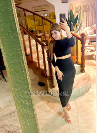 trans girl BlondejenniTs 6397359