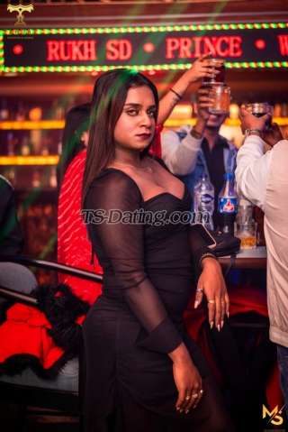 trans girl BongQueenShe 8225808 trans girl BongQueenShe 8225808