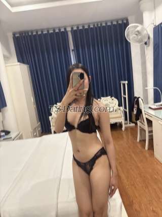 trans girl Brulee 6733402 trans girl Brulee 6733402